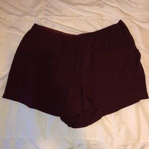 Madewell flowy red pleated shorts